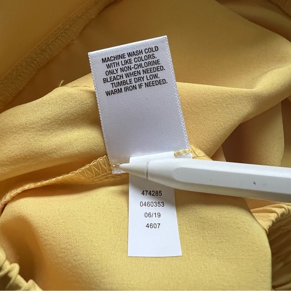 db Sunday‎ Dressbarn Lightweight Yellow Pants - Picture 8 of 8